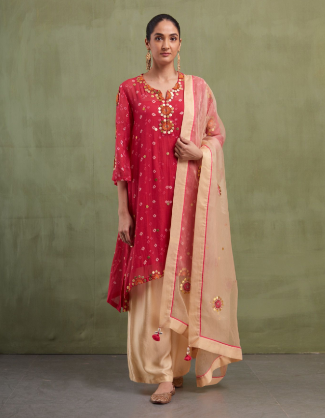 BEIGE HAND EMBROIDERED ODHNI